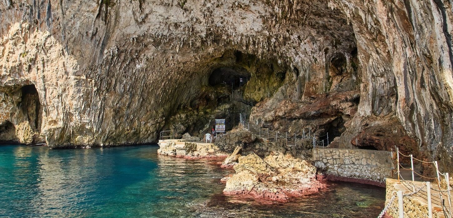 Grotta della Zinzulusa a Castro